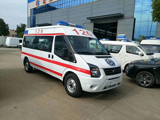 國(guó)六福特新世代V348長(zhǎng)軸中頂救護(hù)車(chē)
