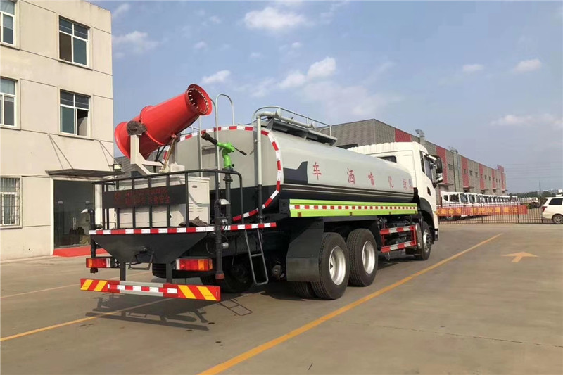 東風(fēng)天龍后八輪20噸噴霧車，國六綠化噴灑車