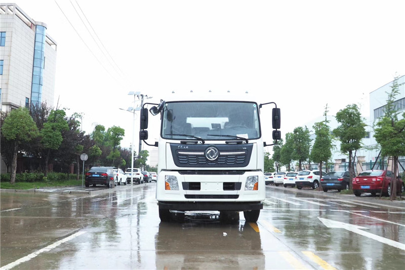 東風(fēng)天龍后八輪20噸噴霧車，國六綠化噴灑車