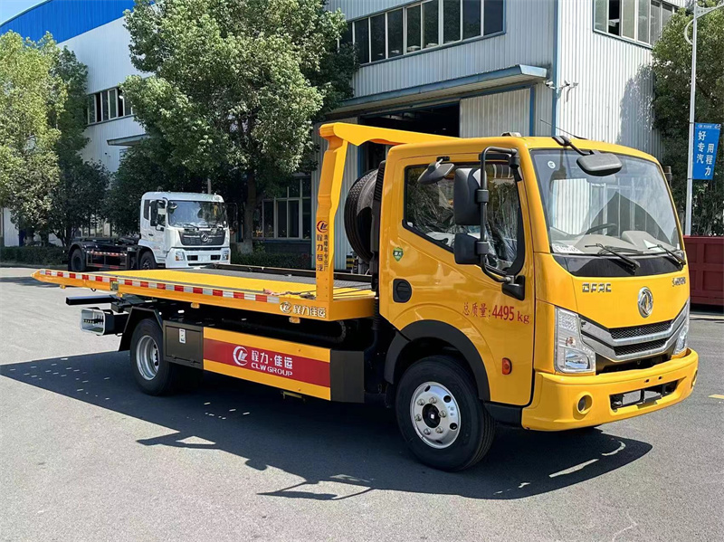 東風(fēng)D6重載型藍(lán)牌清障車(chē)